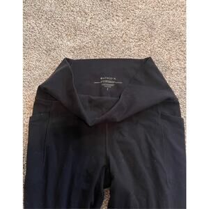 Athleta Salutation Stash Pocket II 7/8 Leggings – Size F / Black High Rise